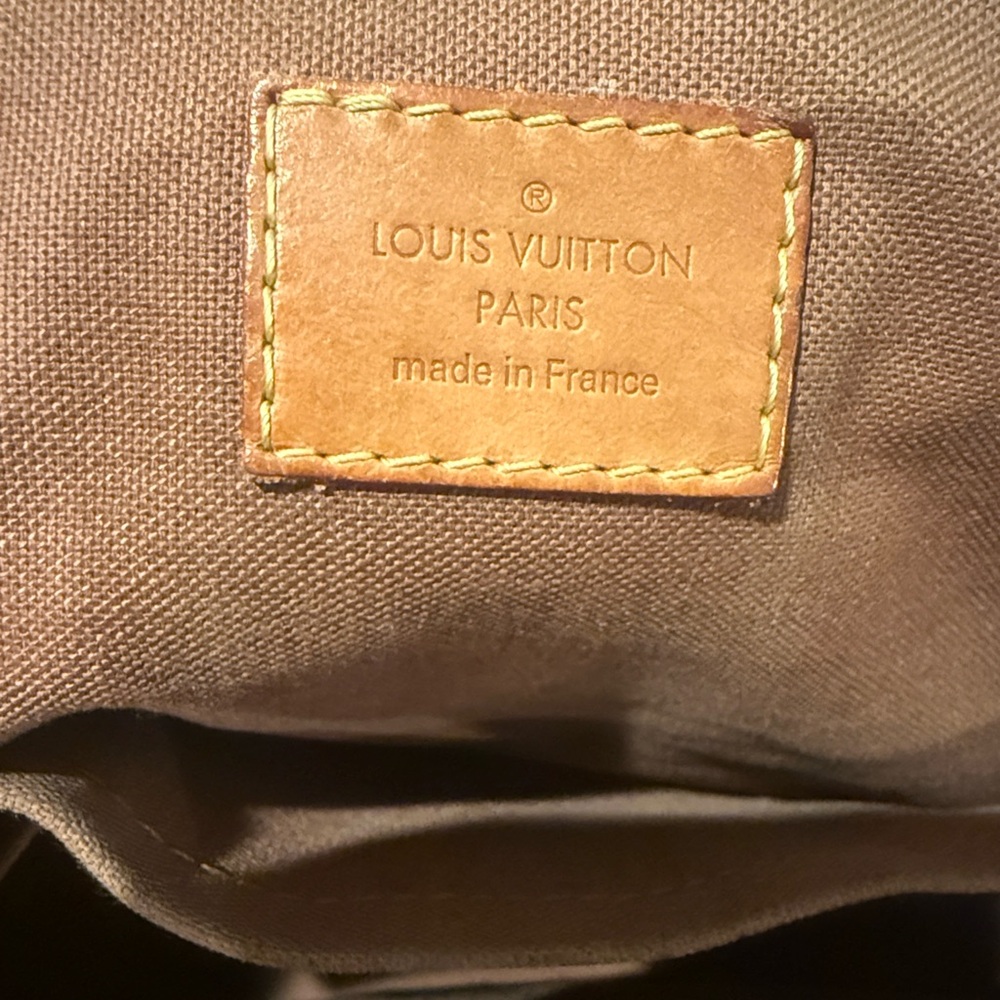 Louis Vuitton Brown and Tan Monogram Shoulder Bag - Picture 5 of 7